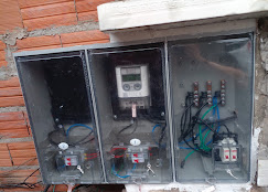 Caixa de energia residencial com medidor e disjuntores